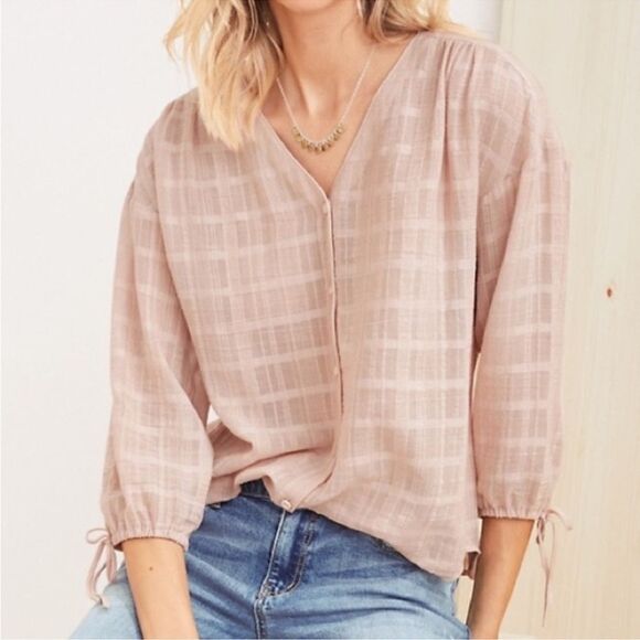 Garnet Hill V-Neck Button up Blouse in Pink Size 6 100% Cotton - Picture 1 of 9